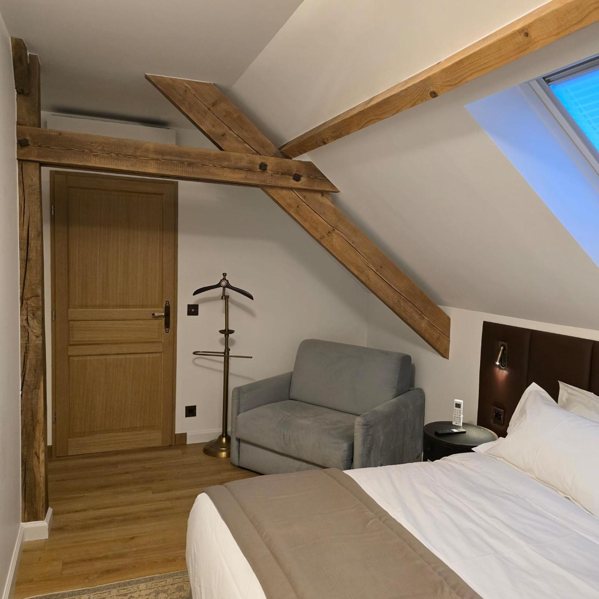 Le Cottage Maisonnette Dans Corps De Ferme Ollainville Zewnętrze zdjęcie